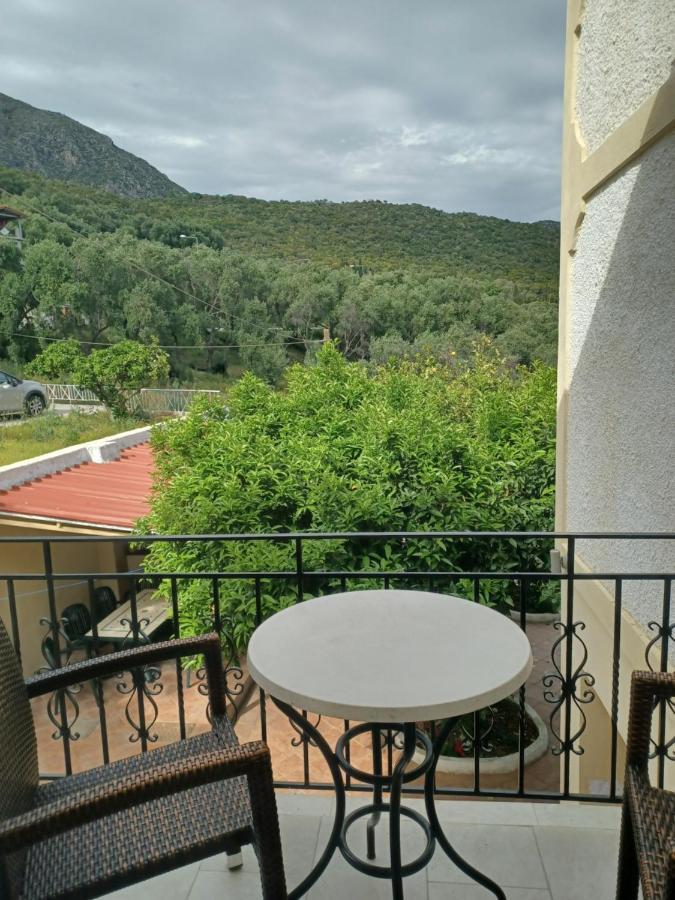 Tsanis Apartamento Párga Exterior foto