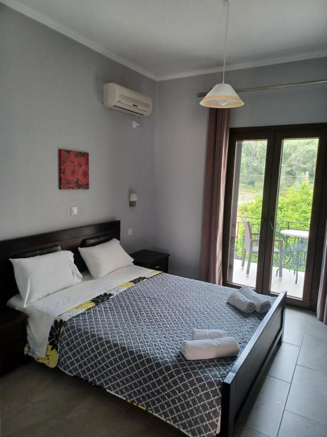 Tsanis Apartamento Párga Exterior foto