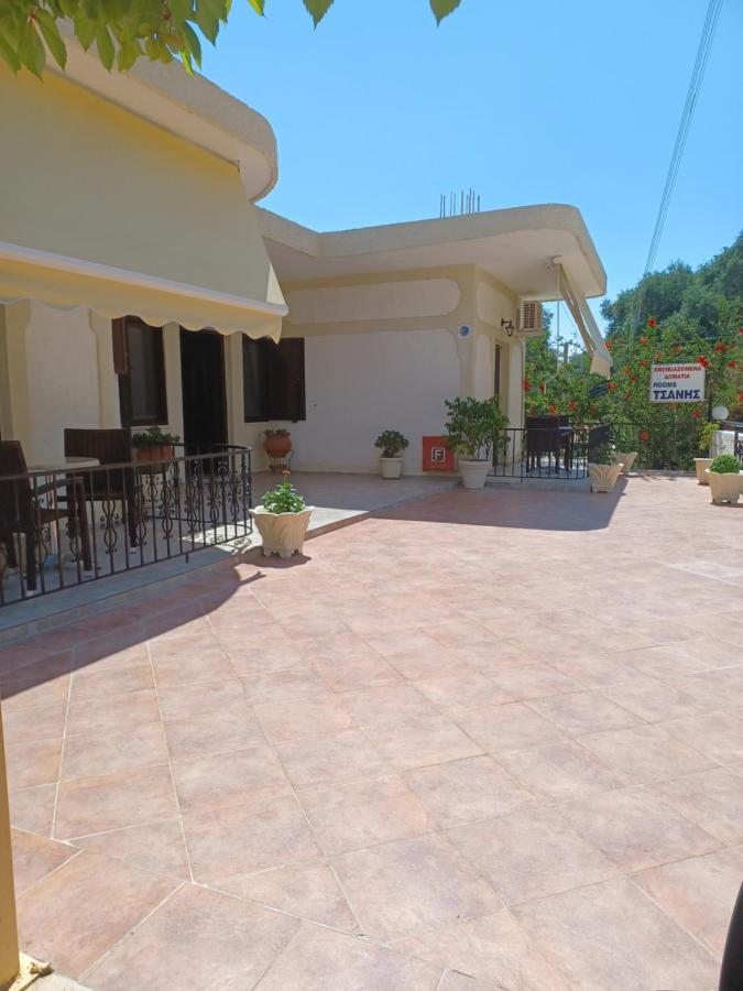 Tsanis Apartamento Párga Exterior foto