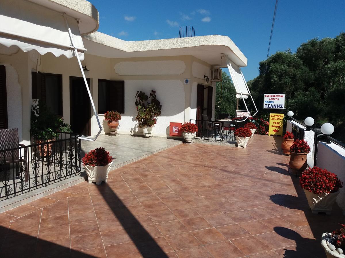 Tsanis Apartamento Párga Exterior foto